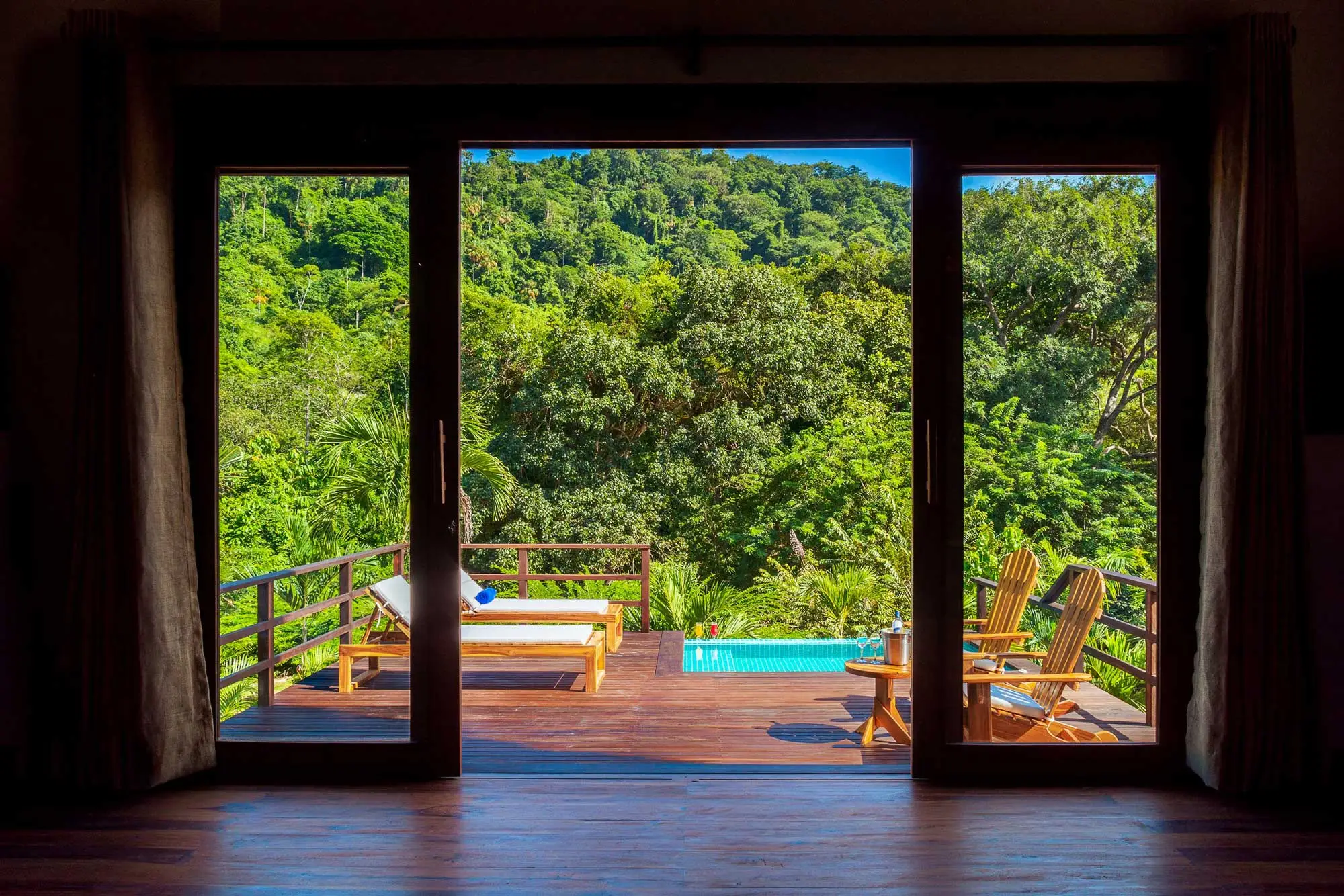 Jacuzzi lateral watapuy